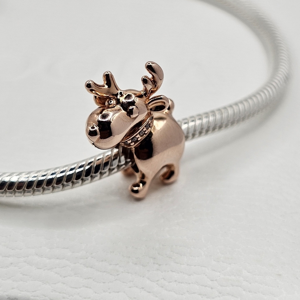 🎅 Authentic Pandora ROSE REINDEER XMAS CHARM - Picture 2 of 8